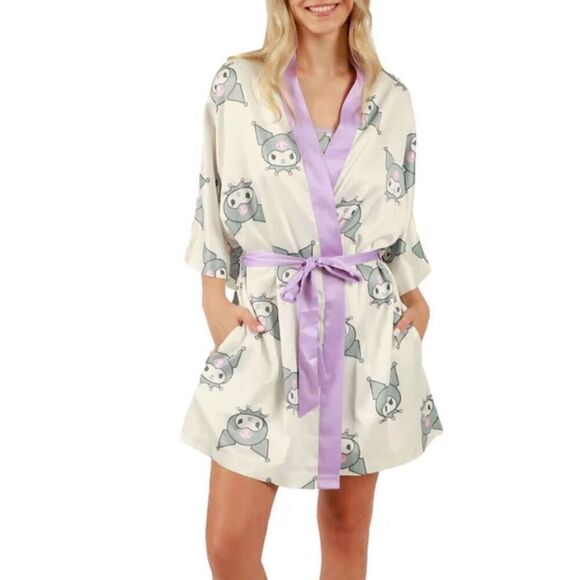 Kuromi by Sanrio Sleepwear Set: Kimono-Style Robe, Cami, and Sleep Shorts Small - Picture 7 of 7